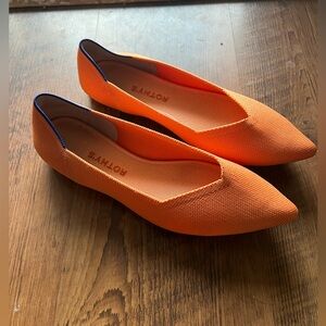 Rothy’s the point tangerine size 10